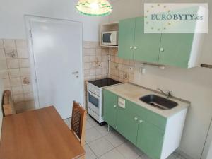 Pronájem bytu 2+kk, Praha - Záběhlice, Ostružinová, 50 m2