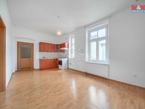Pronájem bytu 1+1, Plzeň, Jablonského, 44 m2