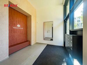 Pronájem bytu 2+kk, Praha - Nusle, Muzikova, 62 m2