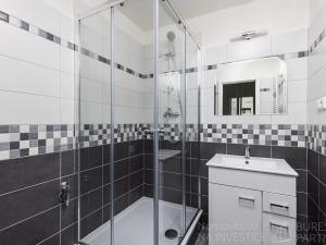 Pronájem bytu 2+1, Praha - Troja, Trojská, 74 m2
