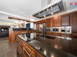 Prodej rodinného domu, Tichá, 420 m2