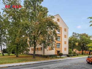 Pronájem bytu 1+kk, Kladno, Kordačova, 32 m2
