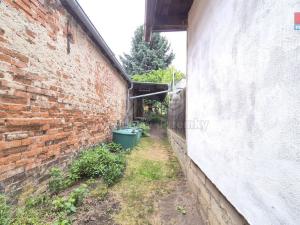 Prodej zahrady, Havraň, 968 m2