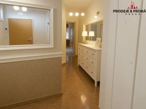 Pronájem bytu 4+kk, Praha - Vysočany, Pod Harfou, 100 m2