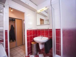 Prodej bytu 1+1, Praha - Dejvice, Na Vlčovce, 34 m2