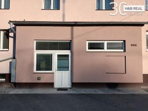 Prodej obchodního prostoru, Vsetín - Rokytnice, Rokytnice, 66 m2