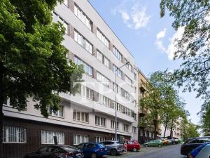 Pronájem bytu 1+1, Praha - Žižkov, Baranova, 35 m2