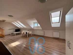 Pronájem bytu 2+kk, Praha - Libeň, Novákových, 78 m2