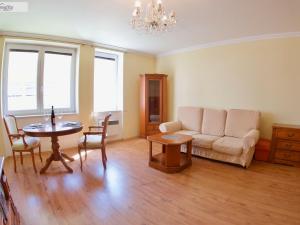 Pronájem bytu 1+kk, Praha - Jinonice, U kříže, 49 m2
