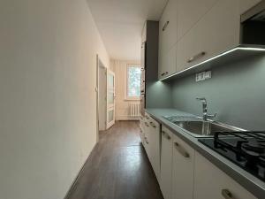Pronájem bytu 2+1, Rosice, Komenského náměstí, 60 m2