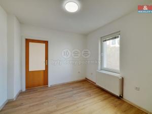 Pronájem bytu 2+1, Mariánské Lázně, Husova, 27 m2