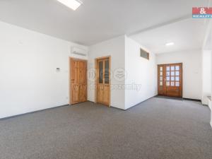 Prodej rodinného domu, Otrokovice - Kvítkovice, tř. Osvobození, 367 m2