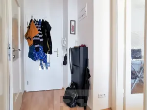 Pronájem bytu 2+kk, Praha - Holešovice, Veletržní, 46 m2