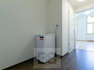 Pronájem bytu 1+kk, Praha - Nové Město, Legerova, 30 m2