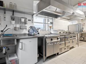Pronájem restaurace, Chýnice, Karlštejnská, 80 m2