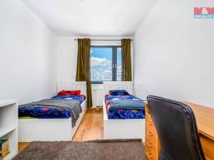 Pronájem bytu 4+kk, Horoměřice, Karla IV., 117 m2