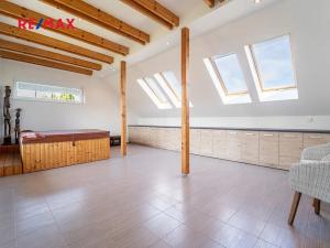 Prodej rodinného domu, Chrášťany, 175 m2