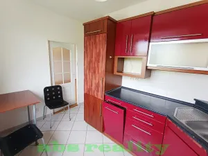Pronájem bytu 2+1, Milovice, 60 m2