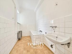 Prodej bytu 4+1, Jihlava, Tolstého, 98 m2