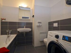 Pronájem bytu 2+kk, Chýně, Ecksteinova, 49 m2