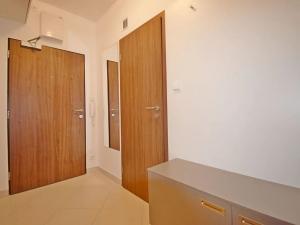 Pronájem bytu 2+kk, Praha - Stodůlky, Klementova, 58 m2