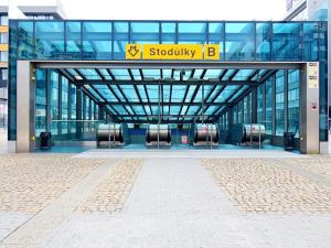 Pronájem bytu 2+kk, Praha - Stodůlky, Klementova, 58 m2