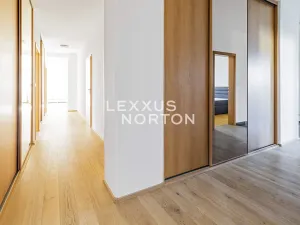 Pronájem bytu 6+kk a větší, Praha - Vokovice, Nepálská, 235 m2