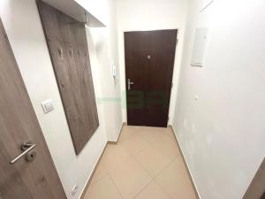 Pronájem bytu 2+kk, Praha - Zličín, Sazovická, 50 m2