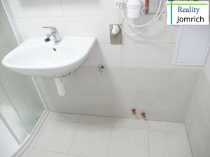 Pronájem bytu 1+kk, Liberec, 8. března, 30 m2