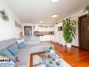 Prodej bytu 3+kk, Jičín - Valdické Předměstí, Pod lipami, 101 m2