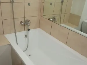 Pronájem bytu 1+kk, Chomutov, Mjr. Šulce, 25 m2