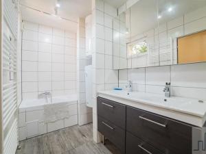 Prodej obchodního prostoru, Bílina, Petra Bezruče, 1100 m2