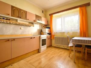 Prodej rodinného domu, Veleň, Ke Hřišti, 130 m2