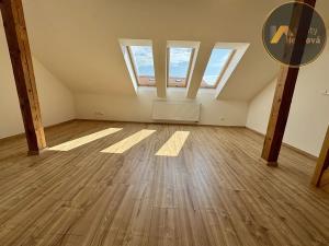 Prodej bytu 1+kk, Praha - Libeň, Zenklova, 81 m2