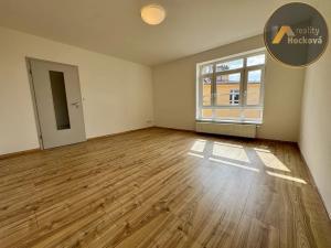 Prodej bytu 2+kk, Praha - Libeň, Zenklova, 99 m2