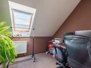 Prodej rodinného domu, Vinařice, II. ulice, 220 m2