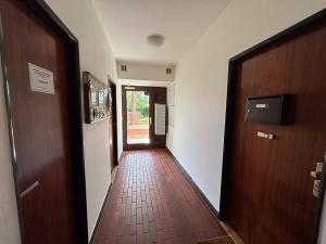 Prodej bytu 1+kk, Praha - Dejvice, Nad Šárkou, 32 m2