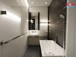 Prodej obchodního prostoru, Ostrava - Plesná, 26. dubna, 276 m2