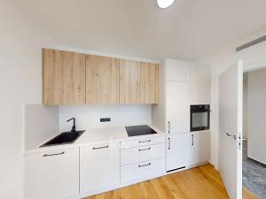 Pronájem bytu 2+kk, Praha - Modřany, Československého exilu, 60 m2