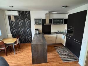 Prodej bytu 3+kk, Praha - Černý Most, Marešova, 77 m2