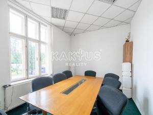Pronájem kanceláře, Ostrava, Škrobálkova, 173 m2