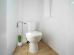 Prodej bytu 1+1, Plzeň, náměstí Míru, 55 m2