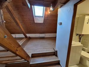 Pronájem bytu 1+1, Praha - Michle, Jihlavská, 42 m2