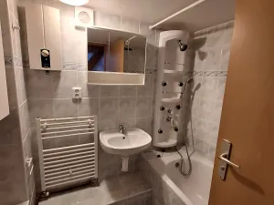 Pronájem bytu 1+1, Praha - Michle, Jihlavská, 42 m2