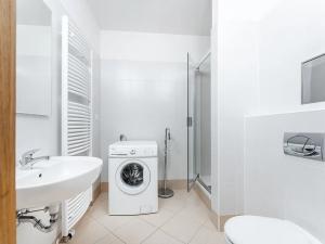 Prodej bytu 1+kk, Praha - Ďáblice, Nad Akcízem, 34 m2