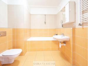 Prodej bytu 2+kk, Praha - Dolní Měcholupy, Kryšpínova, 48 m2