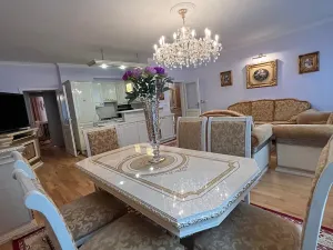 Prodej bytu 4+kk, Karlovy Vary, Sadová, 100 m2