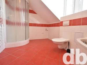 Pronájem bytu 2+1, Karlovy Vary, Moskevská, 45 m2