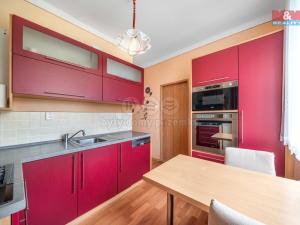 Prodej bytu 2+1, Hrádek - Nová Huť, 1. máje, 56 m2