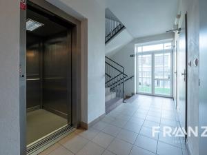 Pronájem bytu 3+kk, Ostrava, U Soudu, 77 m2